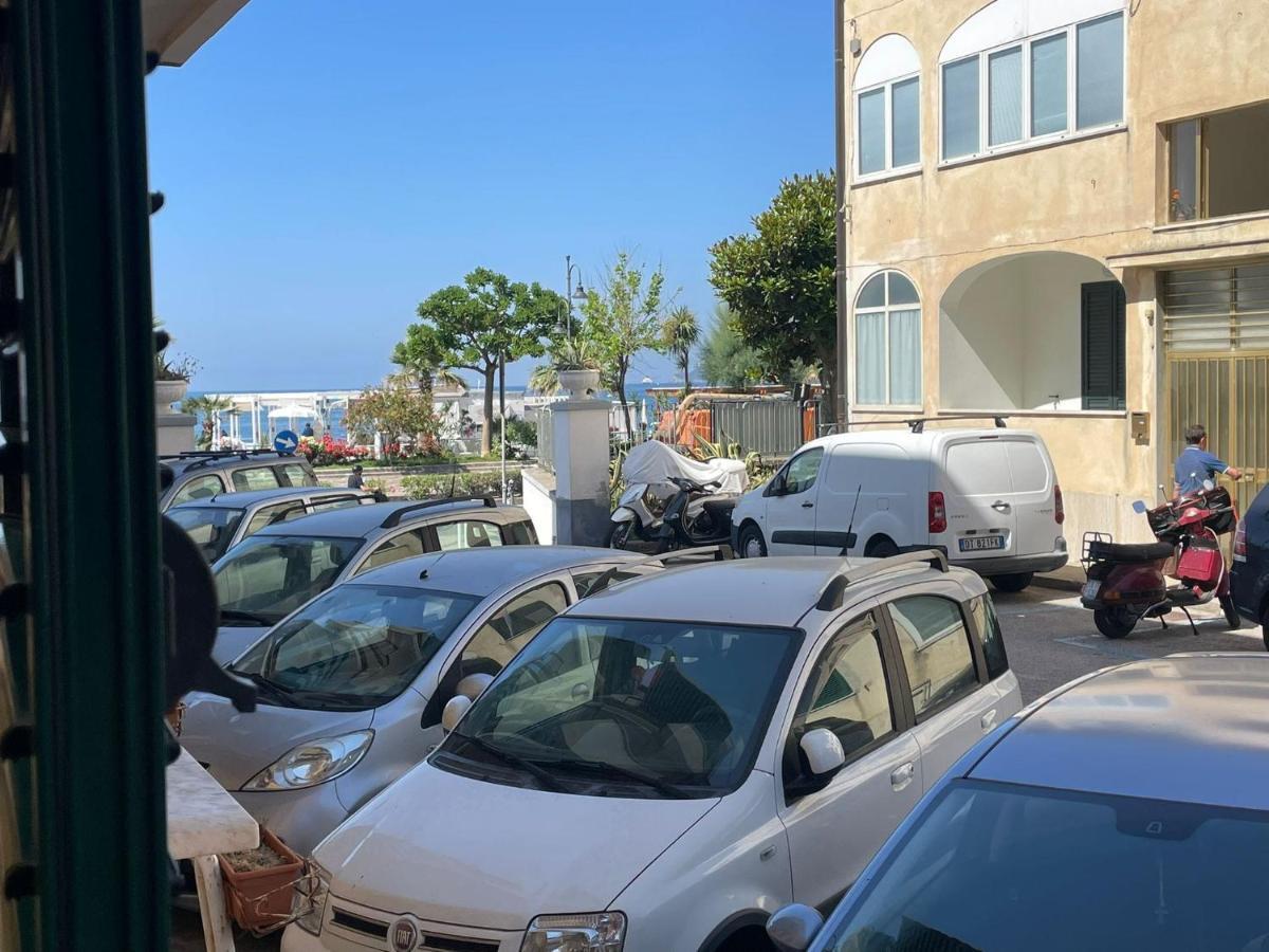 Appartamento 10 M Dal Mare Casa Da Zia Lena Maiori Exteriör bild
